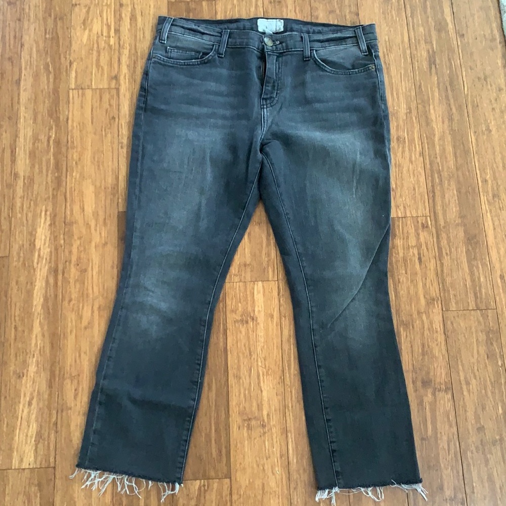 Women’s current Elliott cropped jeans.
